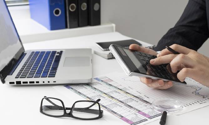 qb payroll assistance